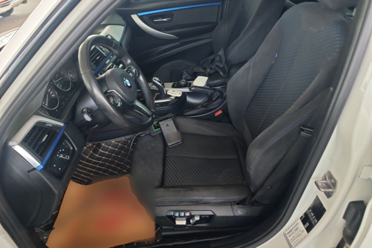 BMW 3 Series 2018 #15 BMW 3 Series 2018 car image #15