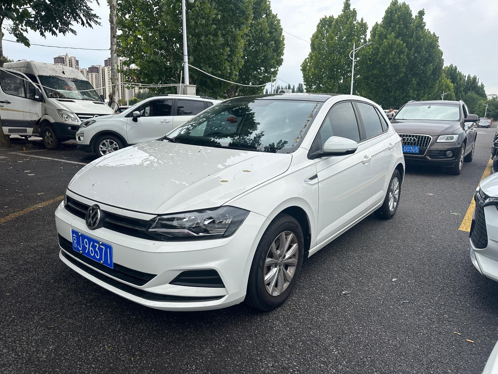 Volkswagen Polo 2020 car image 
