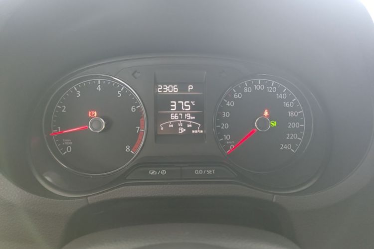 Volkswagen Polo 2017 #12 Volkswagen Polo 2017 car image #12