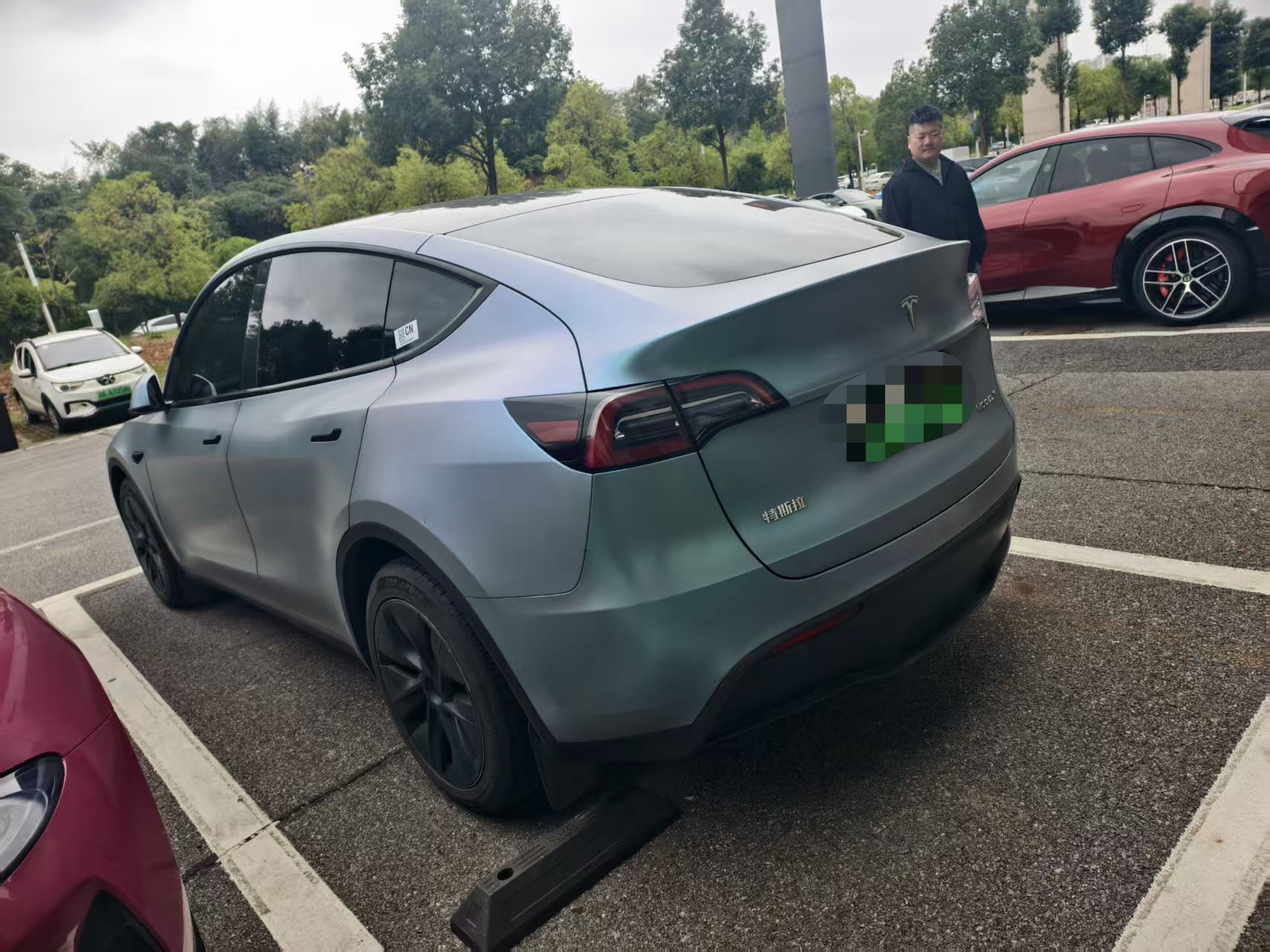 Tesla Model Y 2023 immagine di auto #5