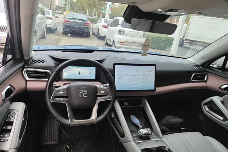 BYD YuanUP 2024 imagen de coche #10