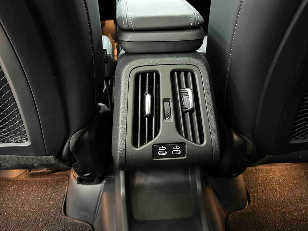 BMW X1 2023 car image #19
