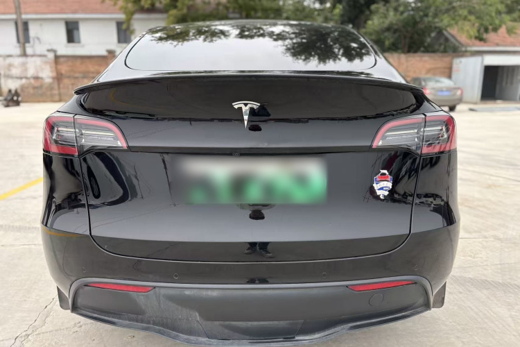 Tesla Model Y 2022 #6 Tesla Model Y 2022 car image #6