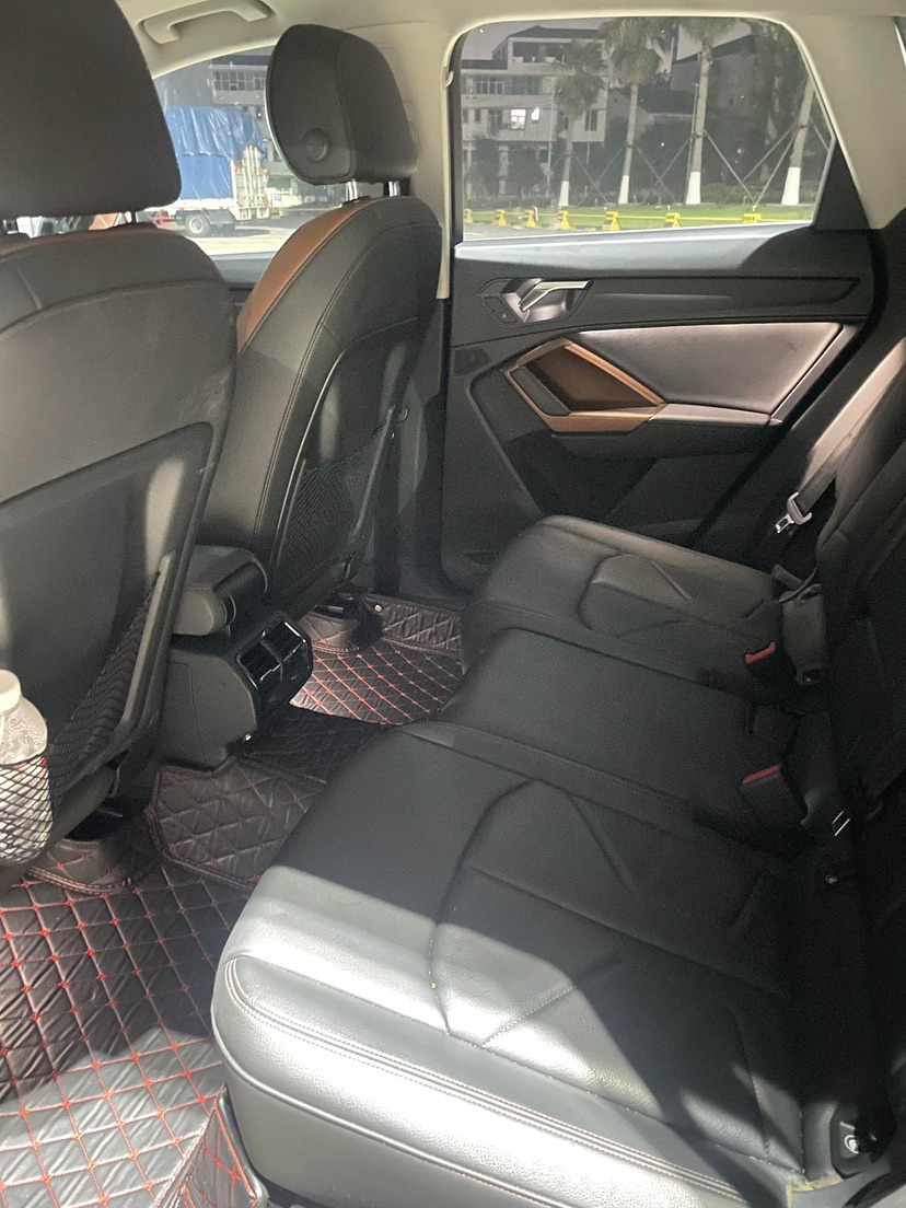 Audi Q3 2021 car image #5