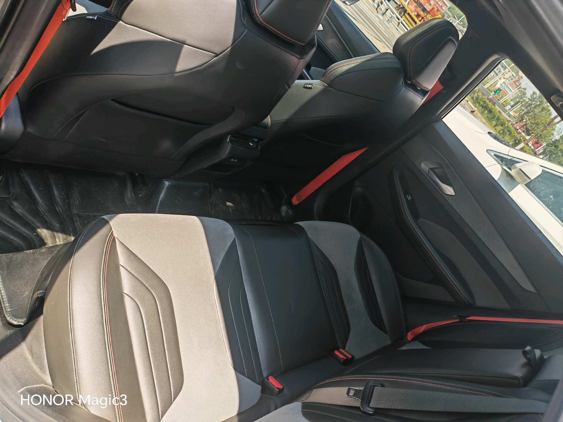 GEELY Binray 2022 image de voiture #5