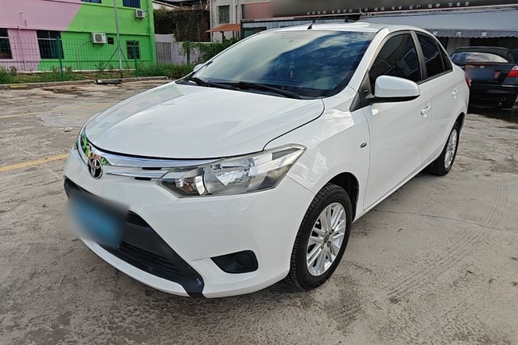 Toyota Vios 2015 car image #2