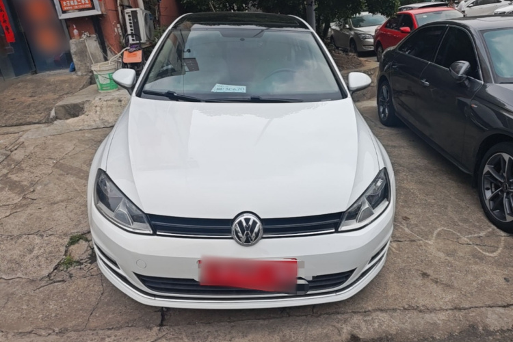 Volkswagen Golf 2016 car image #3