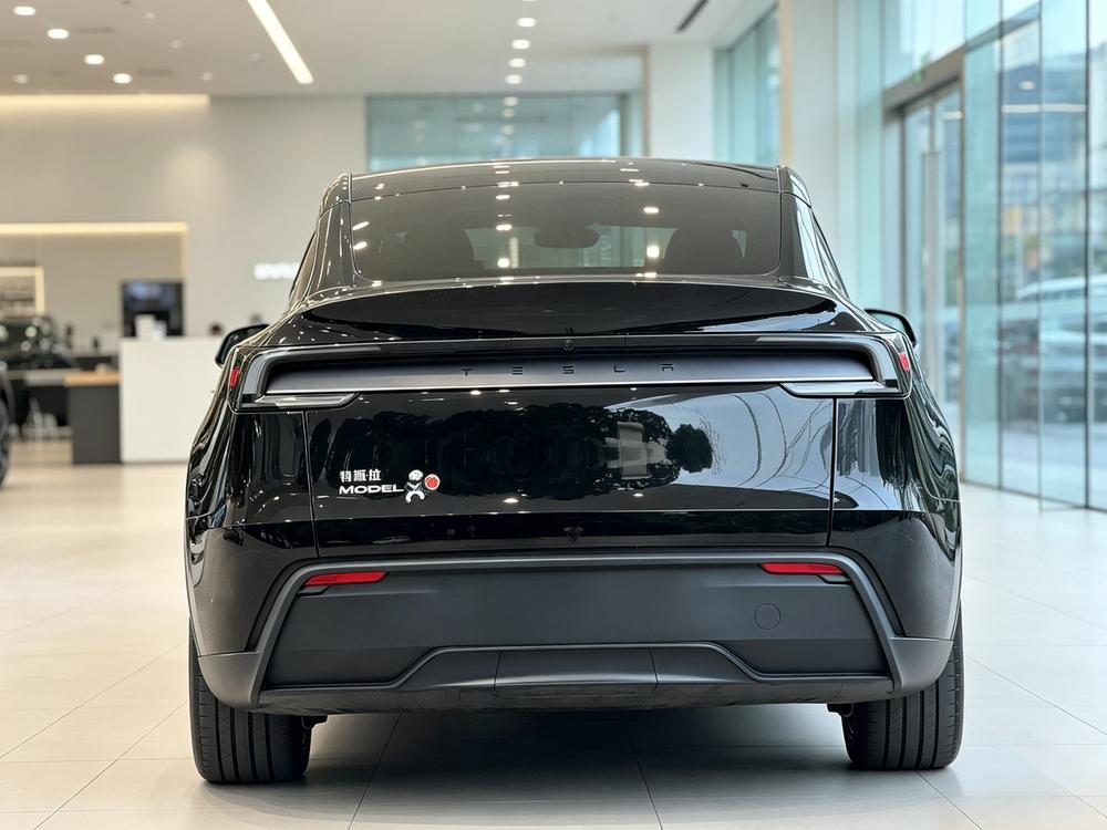 Tesla Model Y 2025 #6 Tesla Model Y 2025 imagen de coche #6