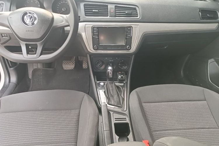 Volkswagen Lavida 2015 car image #14