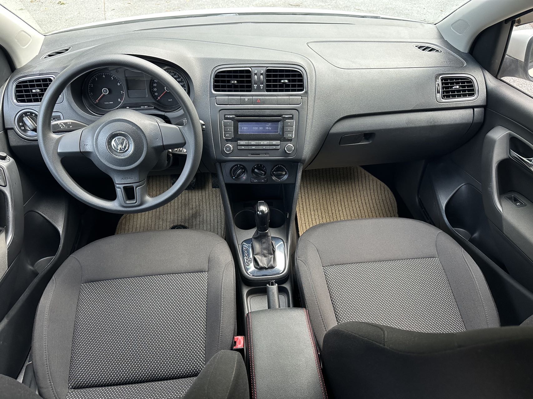 Volkswagen Polo 2013 #8 Volkswagen Polo 2013 car image #8