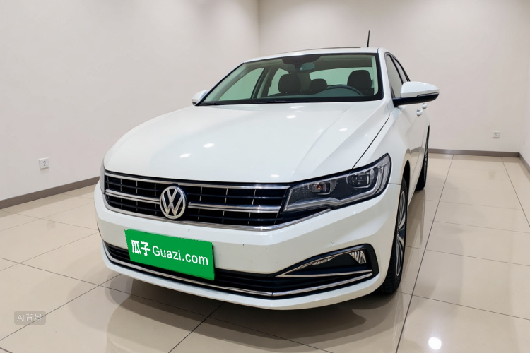 Volkswagen Bora 2020 car image #2