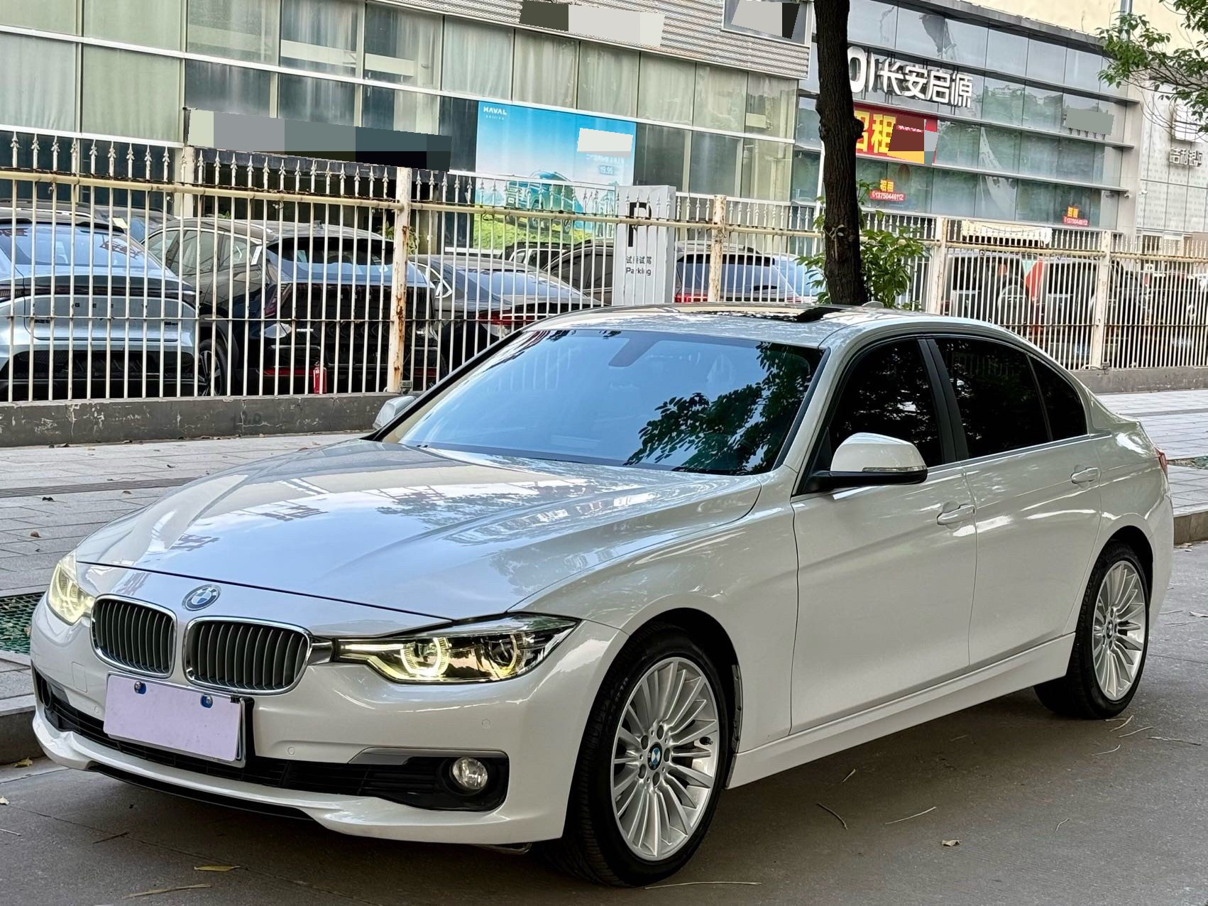 BMW 3 Series 2018 BMW 3 Series 2018 car image