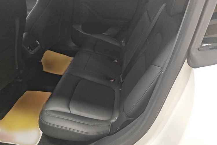 Tesla Model Y 2021 #17 Tesla Model Y 2021 car image #17