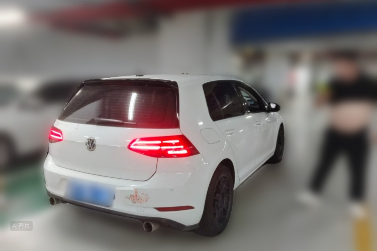 Volkswagen Golf 2019 изображение автомобиля #7