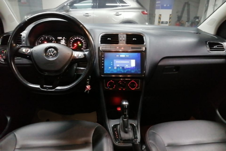 Volkswagen Polo 2017 #10 Volkswagen Polo 2017 car image #10