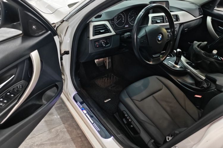 BMW 3 Series 2015 #12 BMW 3 Series 2015 car image #12