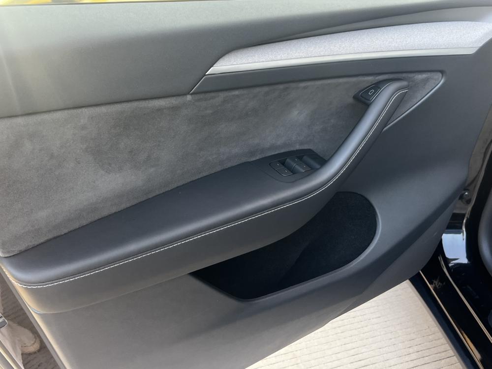 Tesla Model Y 2024 #7 Tesla Model Y 2024 immagine di auto #7
