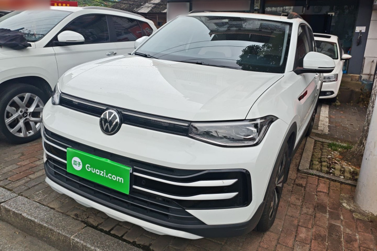 Volkswagen Tharu 2024 imagem de carro #2