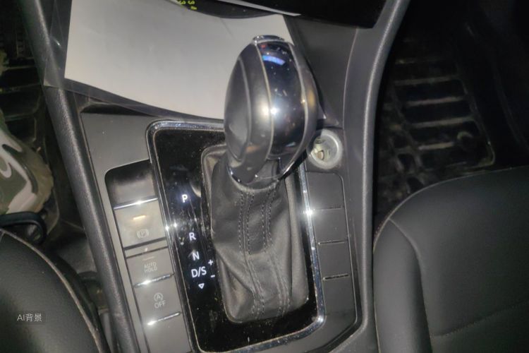 2019 image de voiture #16