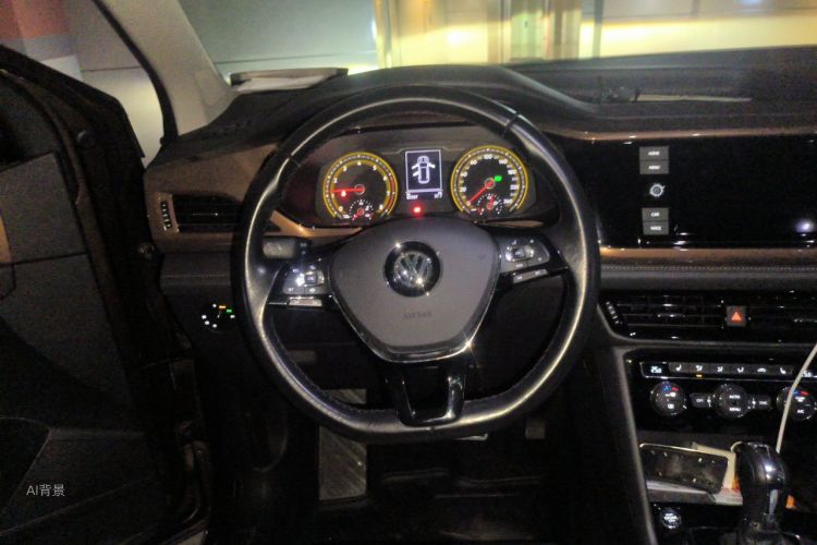 Volkswagen Tharu 2019 car image #12