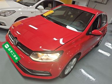 Volkswagen Polo 2015 Volkswagen Polo 2015 car image