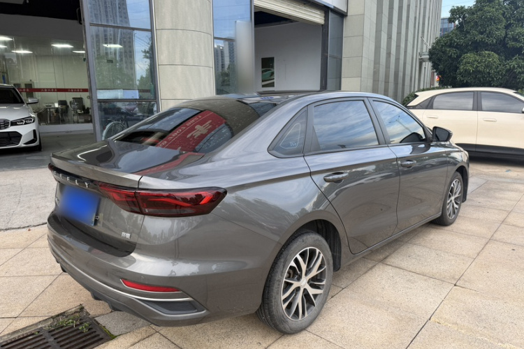GEELY Emgrand 2024 #7 GEELY Emgrand 2024 car image #7