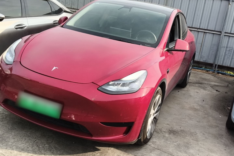 Tesla Model Y 2022 #2 Tesla Model Y 2022 car image #2