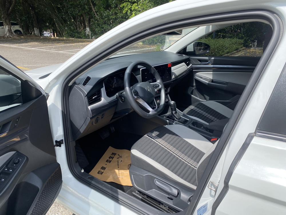 Volkswagen Bora 2023 car image #14
