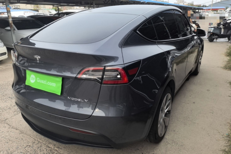 Tesla Model Y 2021 #7 Tesla Model Y 2021 car image #7