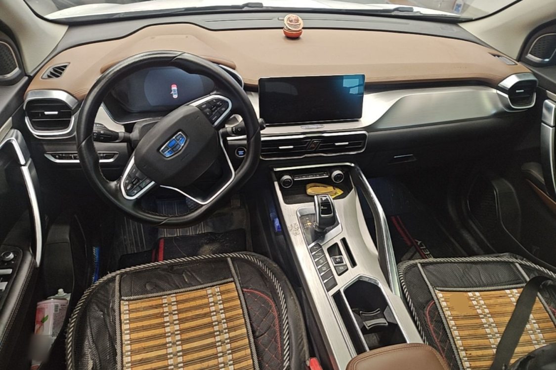 GEELY Coolray 2019 #21 GEELY Coolray 2019 car image #21