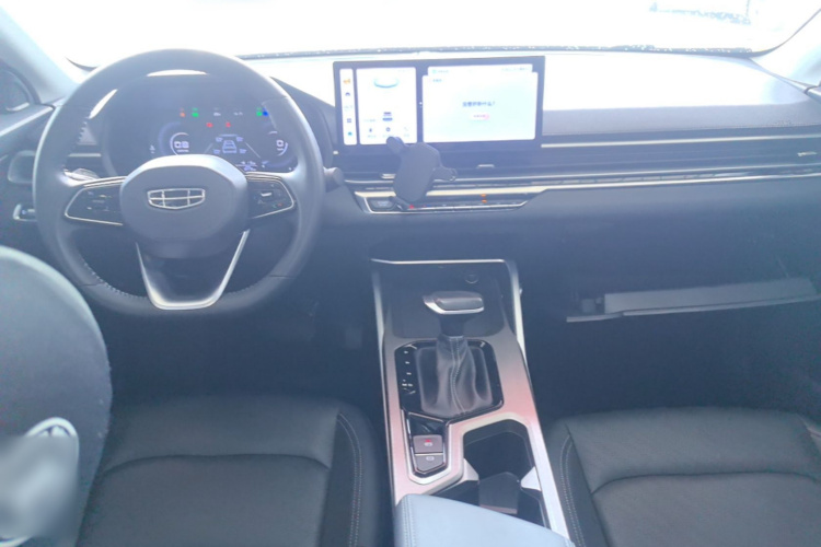 GEELY Emgrand 2023 car image #10