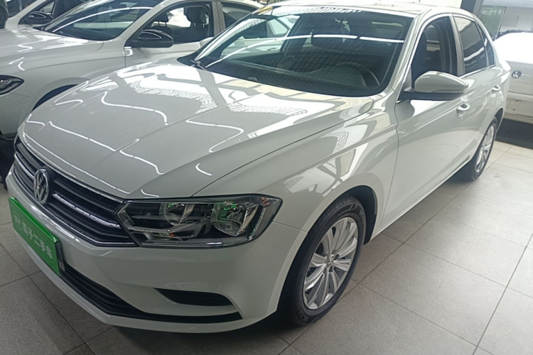 Volkswagen Bora 2023 immagine di auto #2