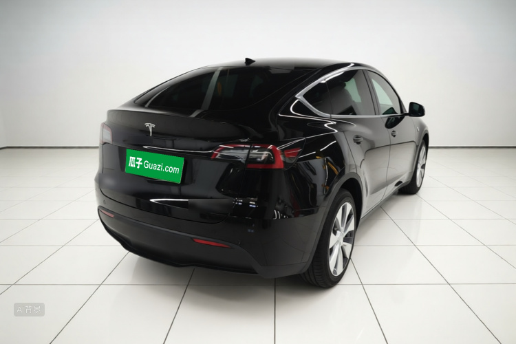 Tesla Model Y 2022 car image #7