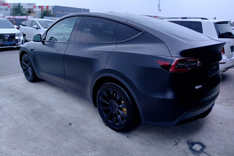 Tesla Model Y 2022 car image #5