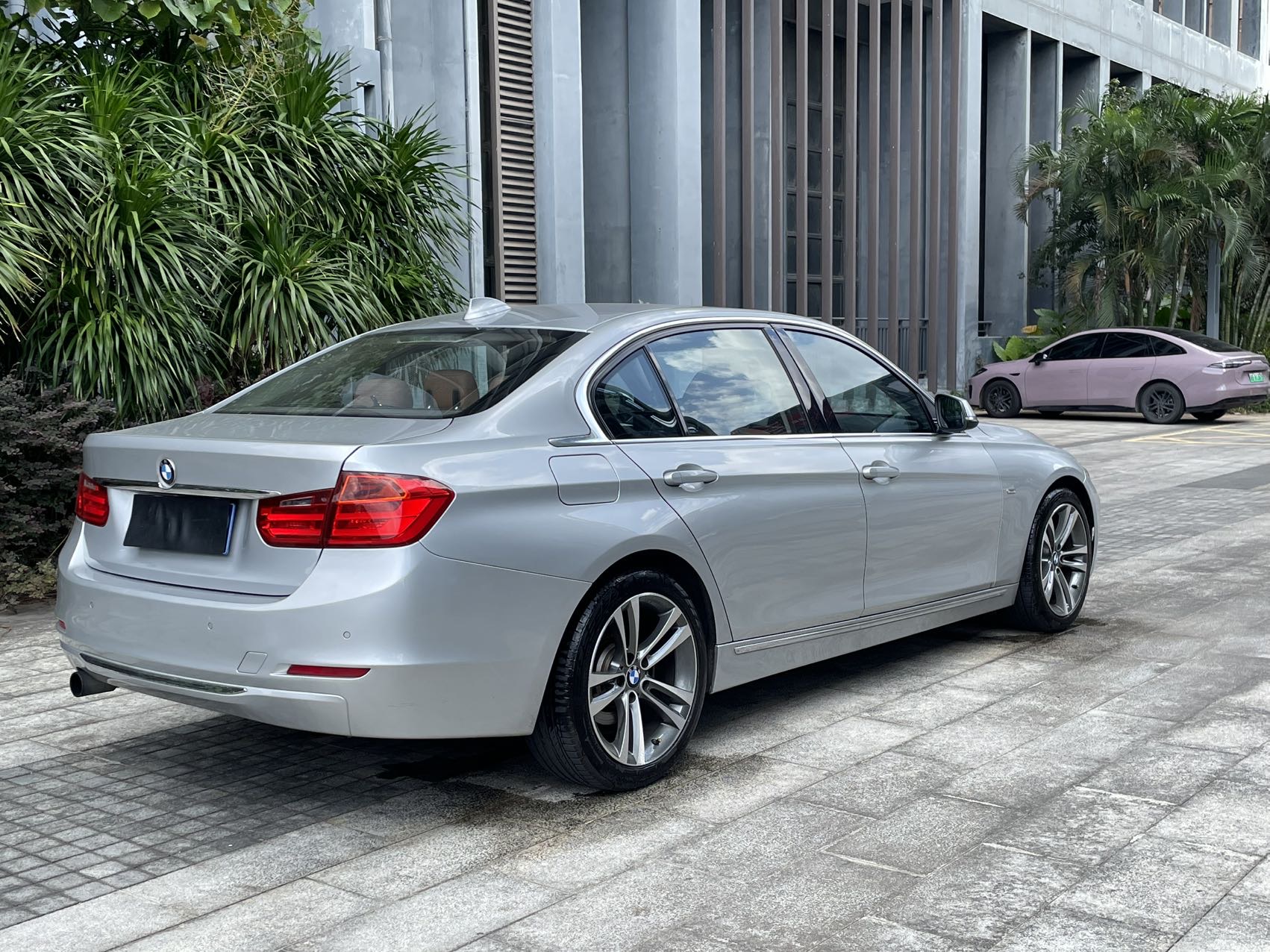 BMW 3 Series 2012 #6 BMW 3 Series 2012 immagine di auto #6