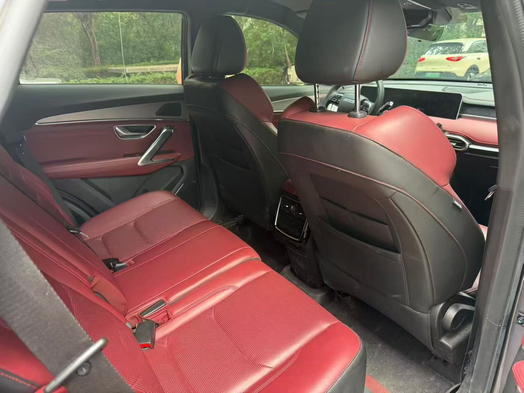 Jetour X70 PLUS 2023 car image #3