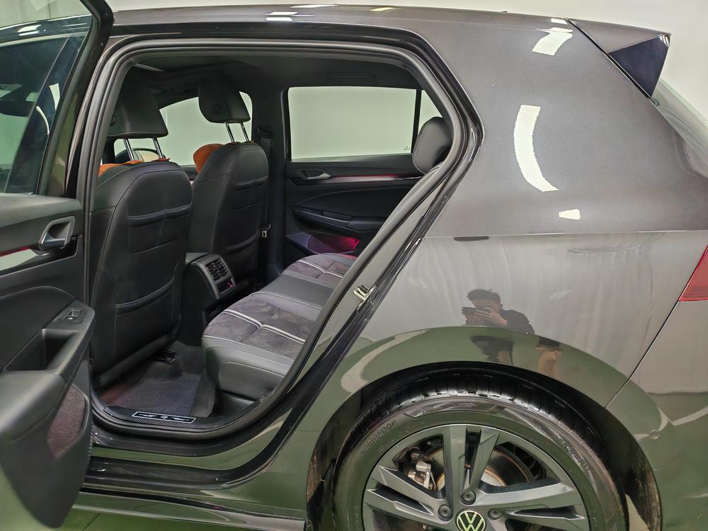 Volkswagen Golf 2024 imagen de coche #18
