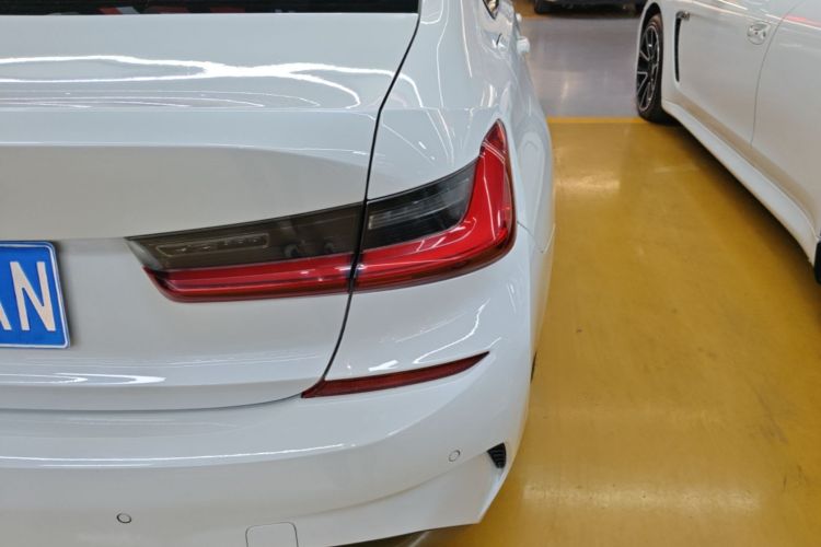 BMW 3 Series 2020 #8 BMW 3 Series 2020 car image #8