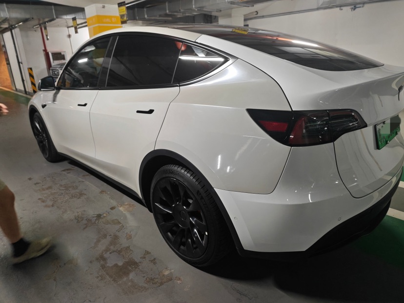 Tesla Model Y 2021 image de voiture #8
