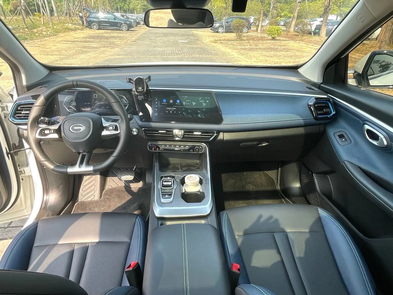 GAC Trumpchi GS3 2023 #4 GAC Trumpchi GS3 2023 car image #4