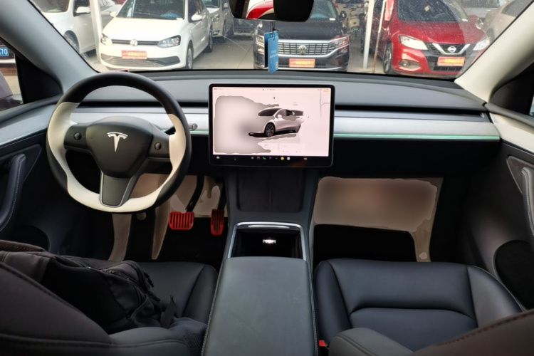 Tesla Model Y 2023 #10 Tesla Model Y 2023 صورة سيارة #10