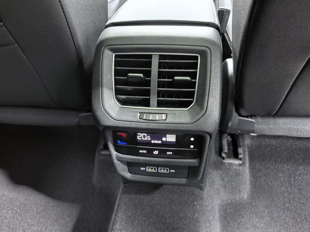 Volkswagen Tayron 2022 #10 Volkswagen Tayron 2022 صورة سيارة #10