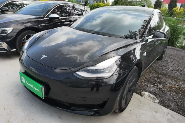 Tesla Model 3 2020 car image #2