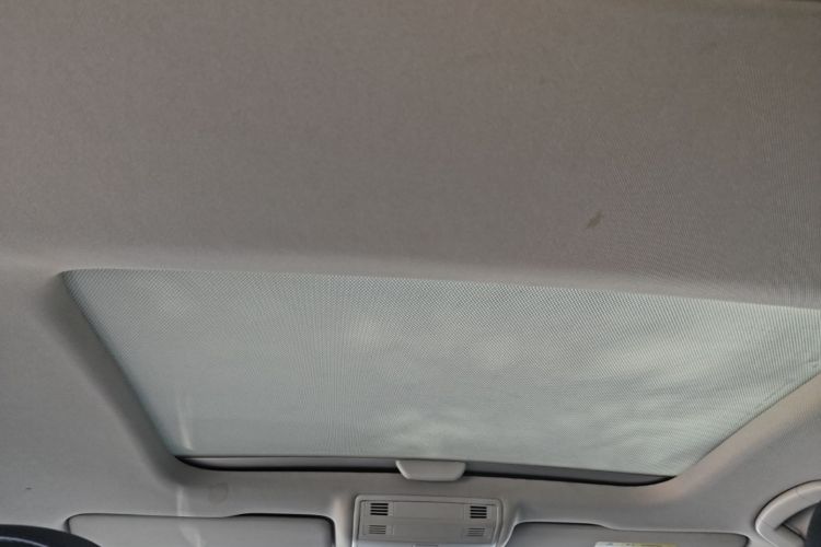 Volkswagen Golf 2015 car image #18