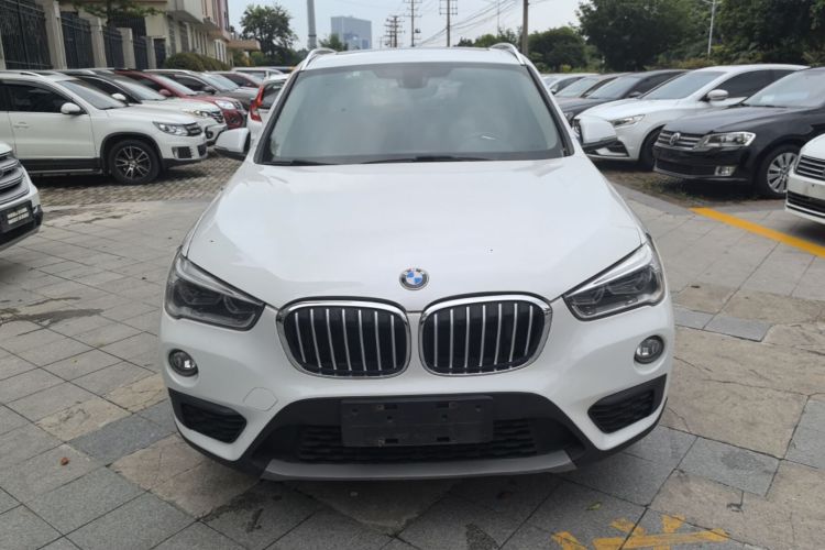 BMW X1 2017 #3 BMW X1 2017 car image #3