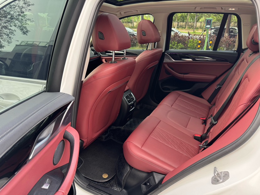 BMW X3 2023 car image #4