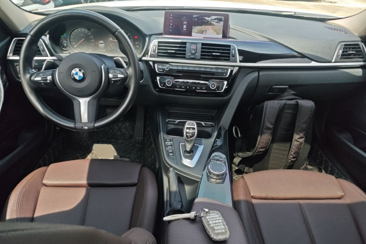 BMW 3 Series 2018 #11 BMW 3 Series 2018 car image #11