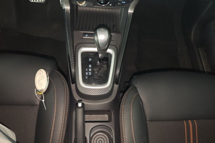 BYD Yuan 2017 #14 BYD Yuan 2017 car image #14