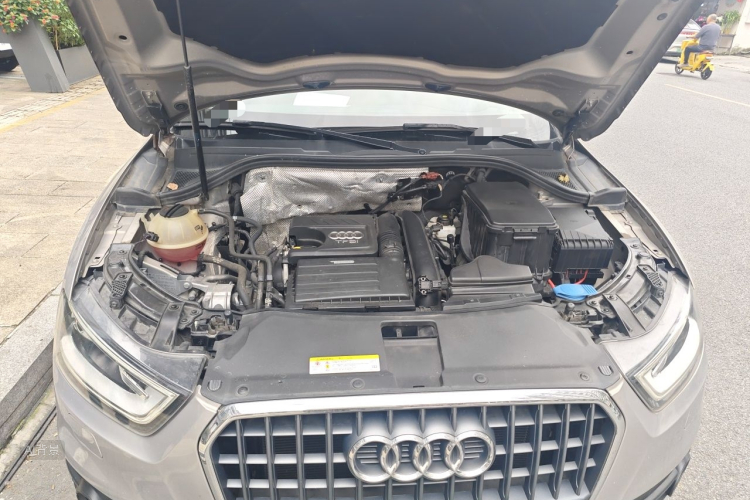 Audi Q3 2015 صورة سيارة #22