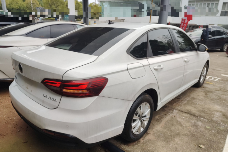 Volkswagen Lavida 2023 immagine di auto #5